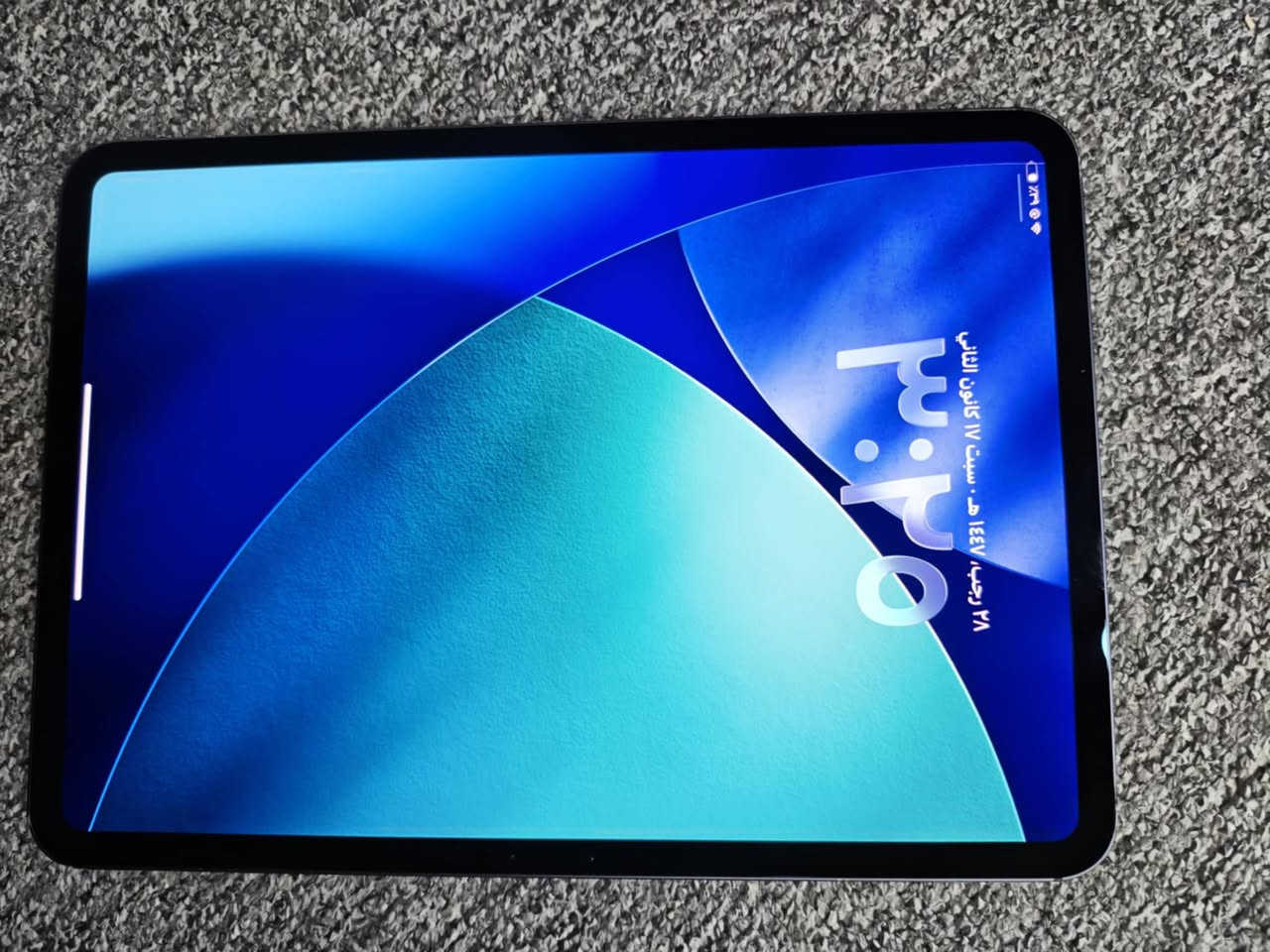 ايباد برو m4 حجم 11
نظافه ٨٠% 
بي طبع اصابع الكلاس من يشتغل ميبين بس من تطفي الشاشه
وضربات بالشاصي الجهاز مامفتوح ولا مبدل بي اي قطعه 
سعر ٧٥٠ قفل بدون اي عمله مكاني كربلاء 
***********
