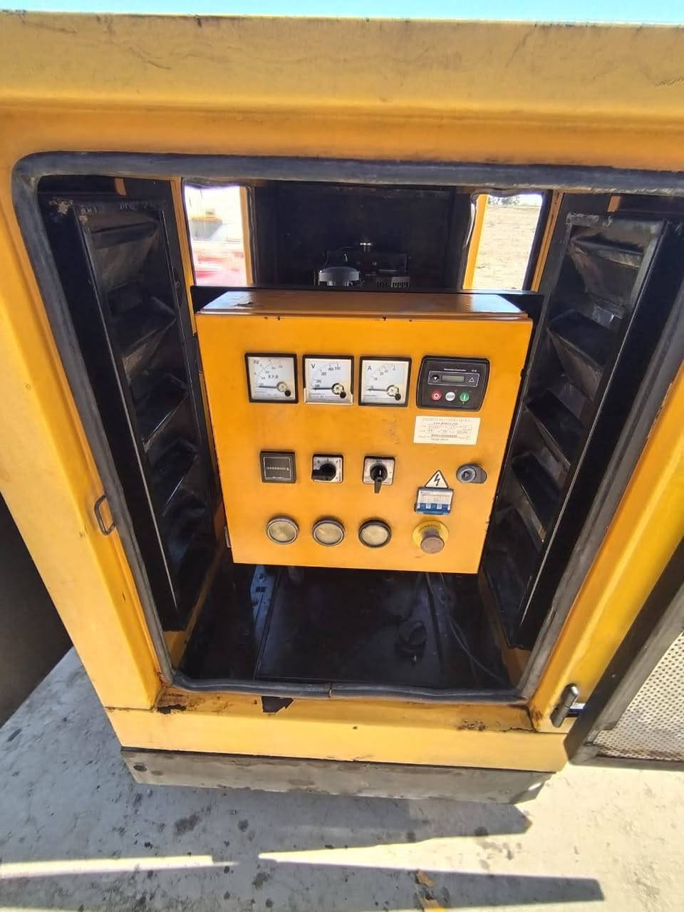 سلام عليكم  للبيع مولد بيركز انكليزي 13 كيفي كاتم جديد كلش ممشتغل شي قليل  المولدة مال بيتي السعر 28 وبيهة مجال عنوان بغداد ابو غريب الستفسار اتصل علة هاذ الرقم  ‏‪***********‬‏
