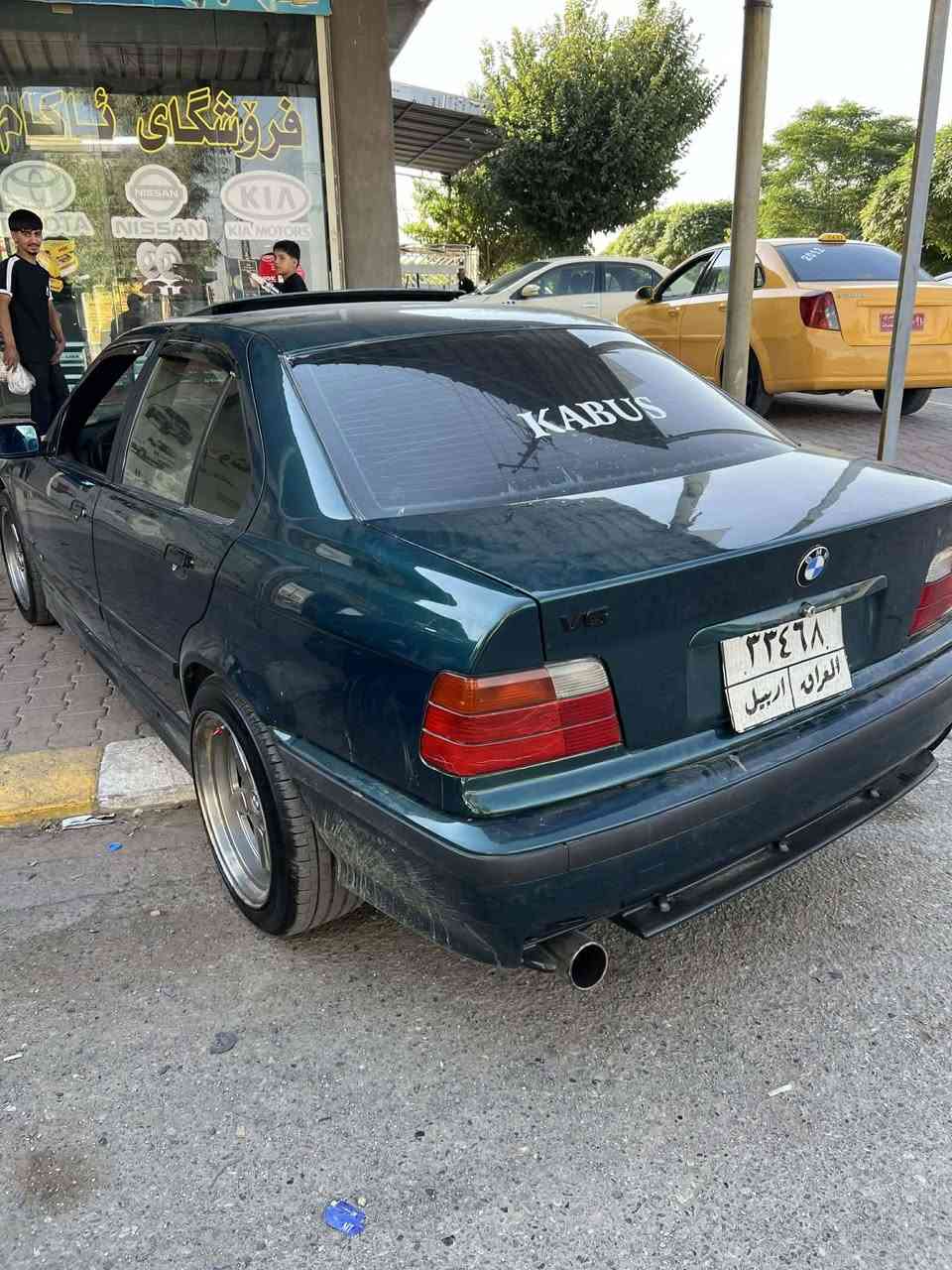 بێ ئێم مەکینە 520 گێڕ عادی مەکینە کەپس سەڵانسا سپۆڕت گێڕ و مەکینەو ئەکسلی بەشەرت ڕەقەم هەولێر ٦گەڵا خرامەی تایایە دوای معامەلە بۆت ئەگێڕمەوە ناوەکەی ۳ گەڵای لێدراوە تایەو ویلی سپۆڕتی لۆکل لەژێرە لایت ـەڵقەیە سڵایت دو جام کارەبا مۆدێل ۱۹۹۳ ەشەرتی تەحویل و خرامەو مووسوو بڕاوەو کێڕ و مەکینە
شوێنم بازیانە 
*********** 
٤۳ کەڵاو معامەلەیەکی زۆر کەم
