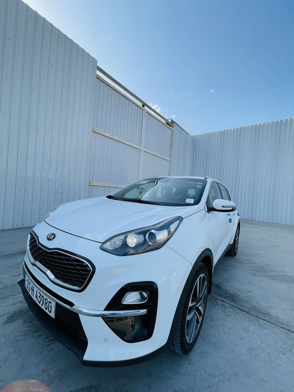 سلام عليكم سبورتج للبيع موديل 20كفاله عامه ماعدا بارد بسيط مذكور بلسونار سياره مال الشركه الدوليه معروظه ب١٩٨ وبيها مجال بسيط الاستفسار الاتصال على *********** محمد عنوانها بغداد الوزيريه سياره بأسمي تحويل مباشر
