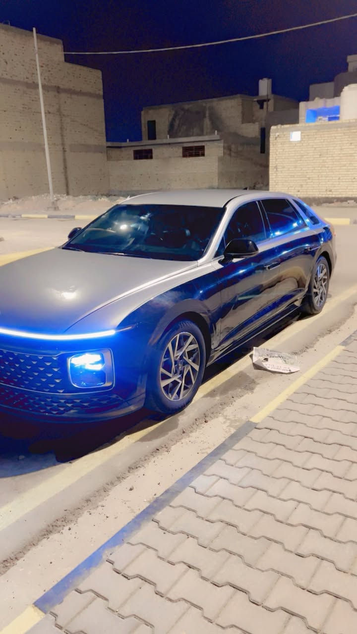 هونداي ازيرا كراندر موديل 2024 فول مواصفات وارد كوري خط واحد غاز بلاد رقم بغداد مميز سيارة لون اسود الوحيدة بالعراق بهذا اللون لحد الان مكينة 3000 ستة سلندر ماشية 77 الف كيلو متر 
مواصفات مفولة ماتنعد كلشي بيها
مراوس بتاهو او دنلي للاستفسار الاتصال
*********** واتساب موجود
