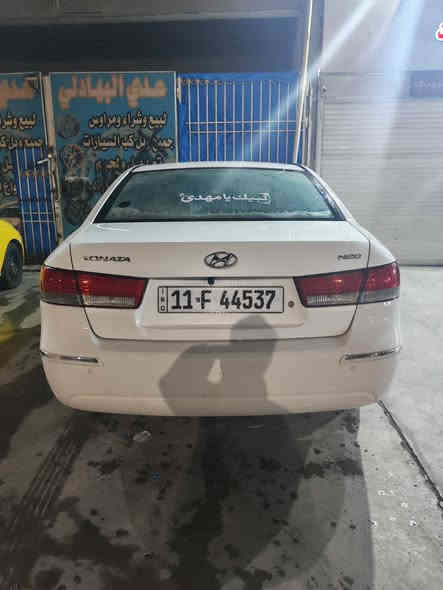 السلام عليكم سيارة سوناتا موديل2011سياره نضيفه مابيها اي نقص محرك2000 تبريد صدر100/70سيارة خير من الله سيارة بيها3قطع رقم بغداد انكليزي مكاني بغداد سعرها115$ رقمي***********
