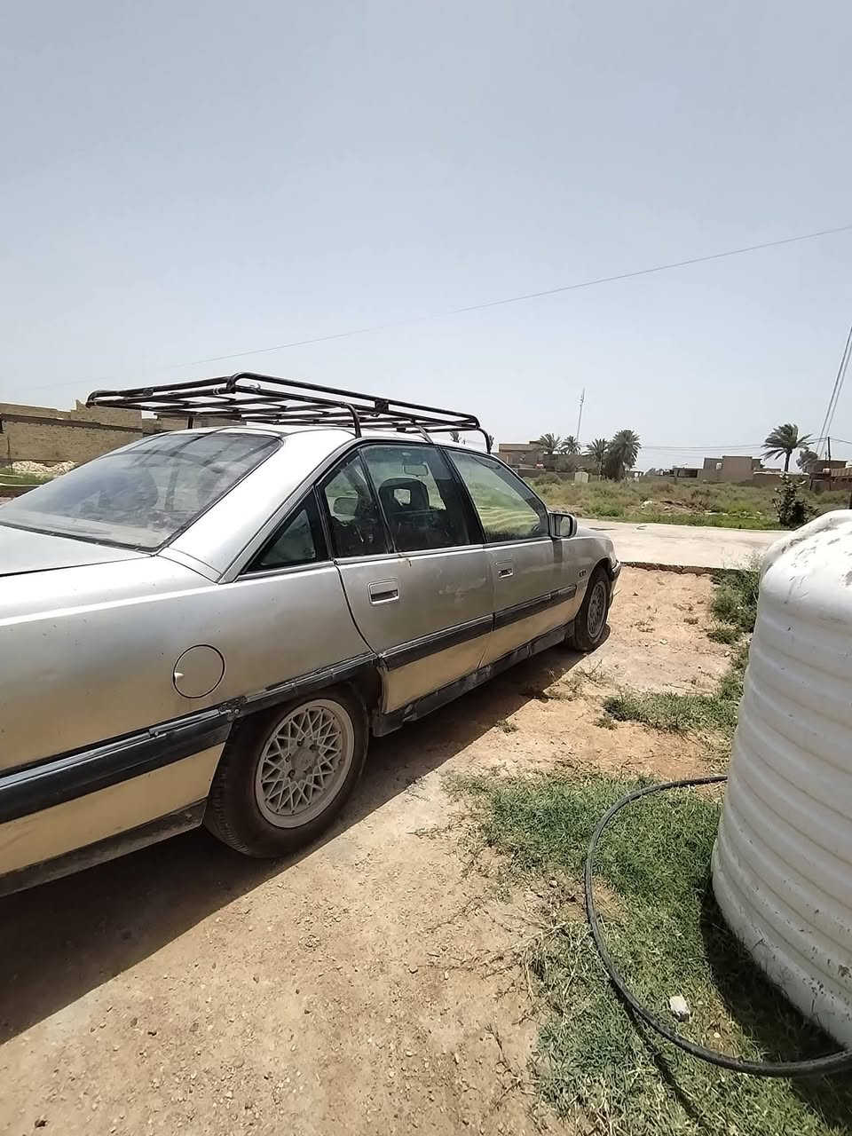 للبيع
 اوبل اومكا ٩١
تخم تاير باتري جديد مروحة كهربائي كير محرك تمام
العنوان بغداد المحمودية للاتصال *********** رقمي واتساب السعر ١٦
