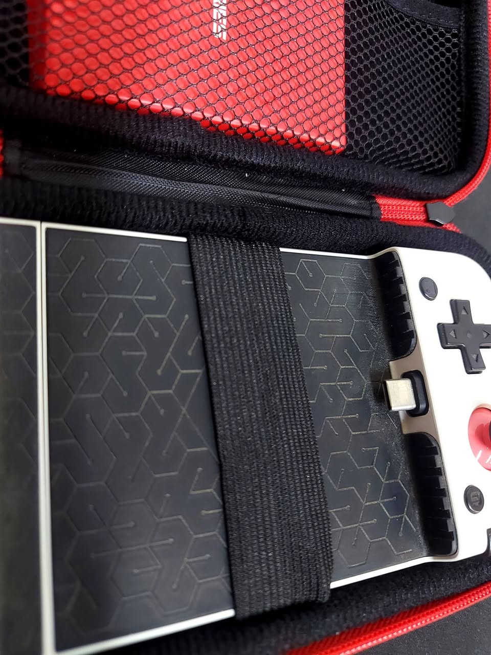 جوستك ماركة كيم سير متوفر قطعتين للايفون (لايتنك ) والاندرويد(تايب سي ) الحجز خاص


**إذا كنت صاحب هذا الإعلان وتريد حذفه لأي سبب، رجاءا أرسل رسالة إلى الدعم الفني**