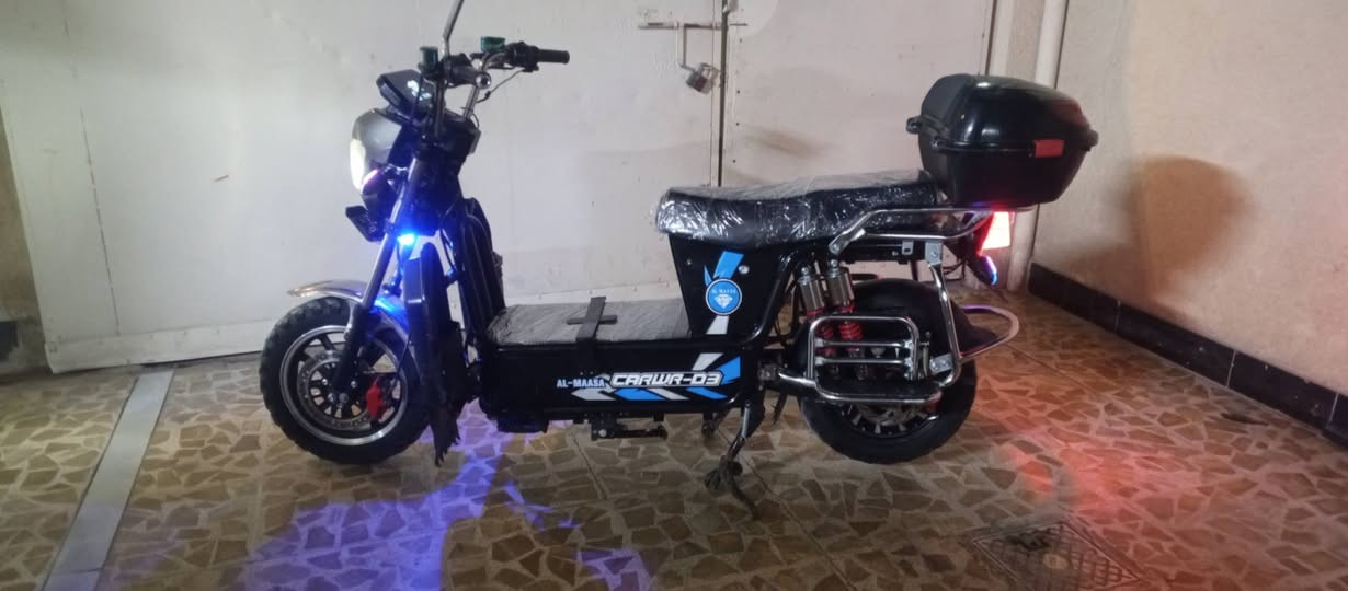 سلام عليكم موطور شحن للبيع السعر 450  وبي مجال  بطاريات عل فحص مكان فلوجه شهداء استفسار رقم  الهاتف ***********  ***********
