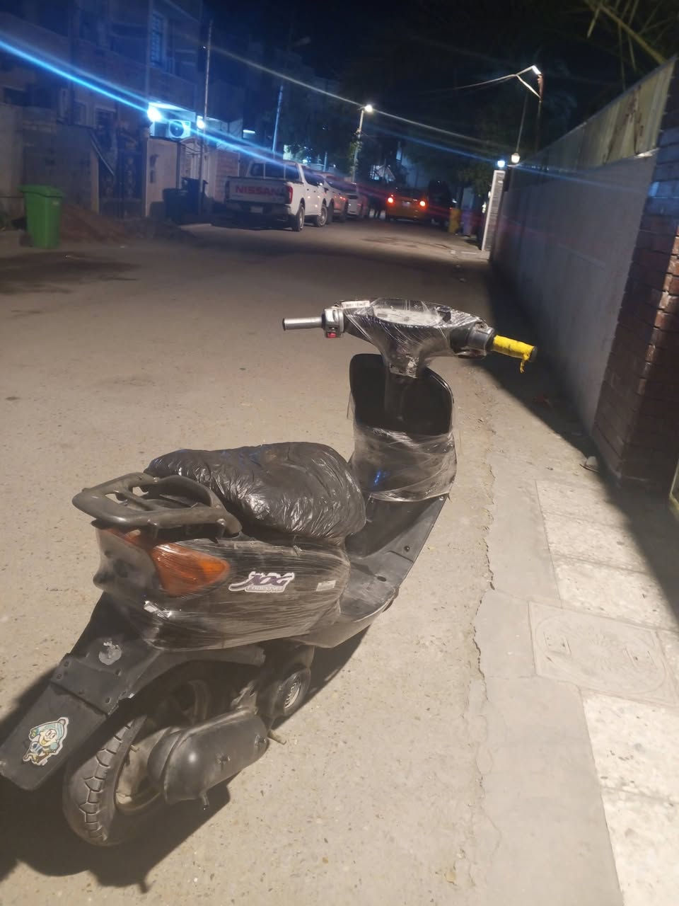 السلام عليكم دراجه  60 عصفوريه للبيع دراجة كامله  مكمله من لايت وهورن وبك لايت عوزه بس باتري من صبح ربع هندر تشتغل دراجه كامله مكمله مكينه حلوه وناعمه عليه إدامه كابريتر وابلك إكسل نضيف زوج تاير جديد ستان تعليك  العنوان بغداد الشعب وهذا رقمي اتصل واني خادم وبلعافيه عل صاحب نصيب ***********
