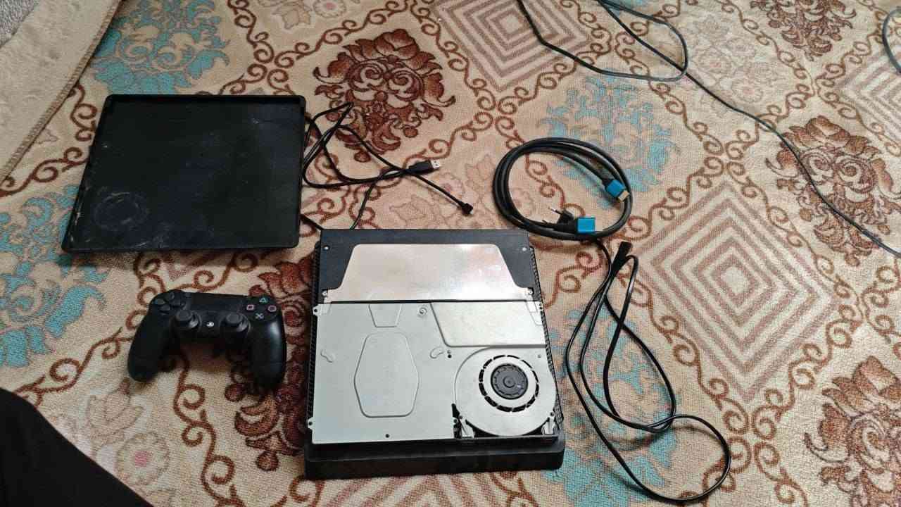 السلام عليكم 
بلي اسلم مهكر 
للبيع 
بي ست العاب 
السعر 325 وبي مجال


**إذا كنت صاحب هذا الإعلان وتريد حذفه لأي سبب، رجاءا أرسل رسالة إلى الدعم الفني**