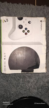 Xbox series s نص تيرا مع يدات ثنين الاصليه و الثانيه كيم سير سعر 350 و...