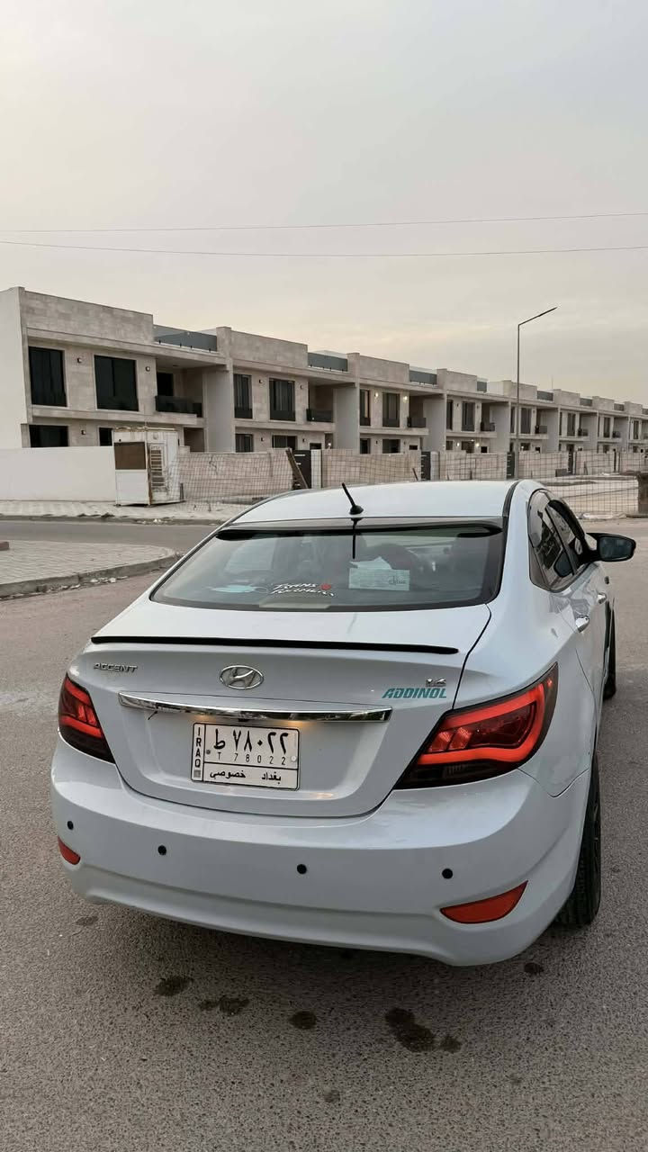 سلام عليكم اكسنت ٢٠١٦ للبيع فقط
محرك ١٦٠٠ خليجي محرك دوش
الون : اسمنتي السنويه ساقطه
تدفئه تبريد شغال / السعر 90
وبيها مجال قليل باقي التفاصيل
مرفقه بالسونار 
رقم الهاتف ***********
