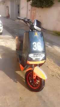 ماطور شحن حيل نضيف بطاريات اصليه السعر 400 07512167837