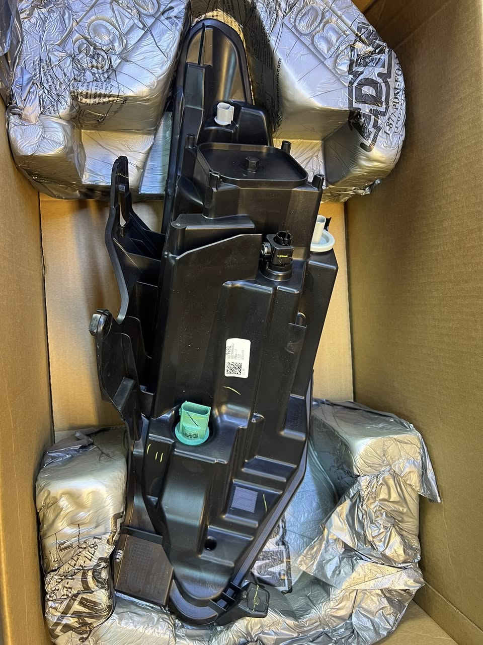 متوفر لآيت اترافرس جديد اصلي وكاله 

موديل 21/18 

بغداد ساحه الطيران شارع إلجام 

متوفر توصيل جميع المحافظات 

***********
