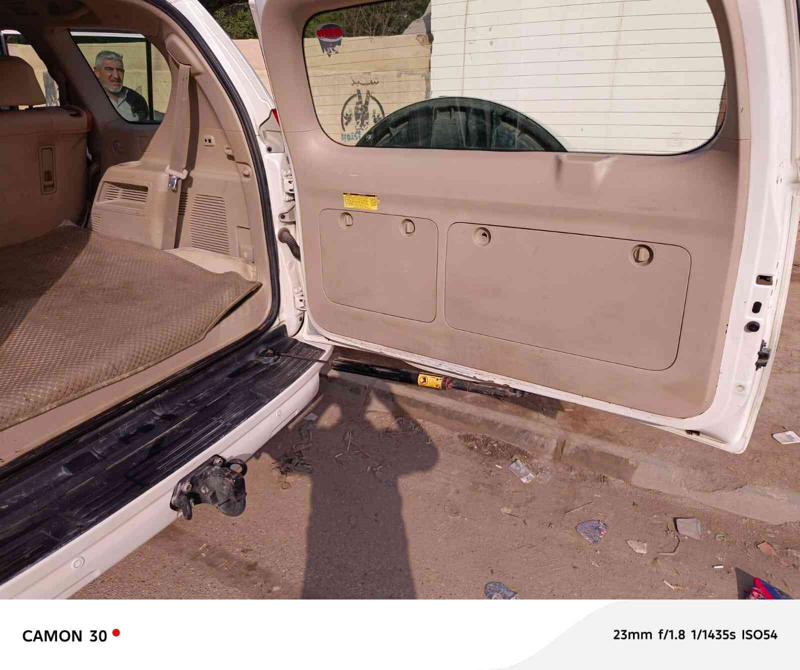 تيوتا برادو 2011 للبيع TXL
مكفولة كفالة عامة عدا الدعاميات
محرك 6 سلندر 
كير محرك كفالة عامة 

7راكب 

فور ويل دفع رباعي 

حساس خلفي 

كامرة  

فتحه

بصمه تشغيل

مري كهربائيه

تحكم ستيرن 

تبريد 3 قطع

السياره بأسمي رقم ذي قار ألماني وتجي وتشوف بعينك 

 

السعر 270 

***********

***********
