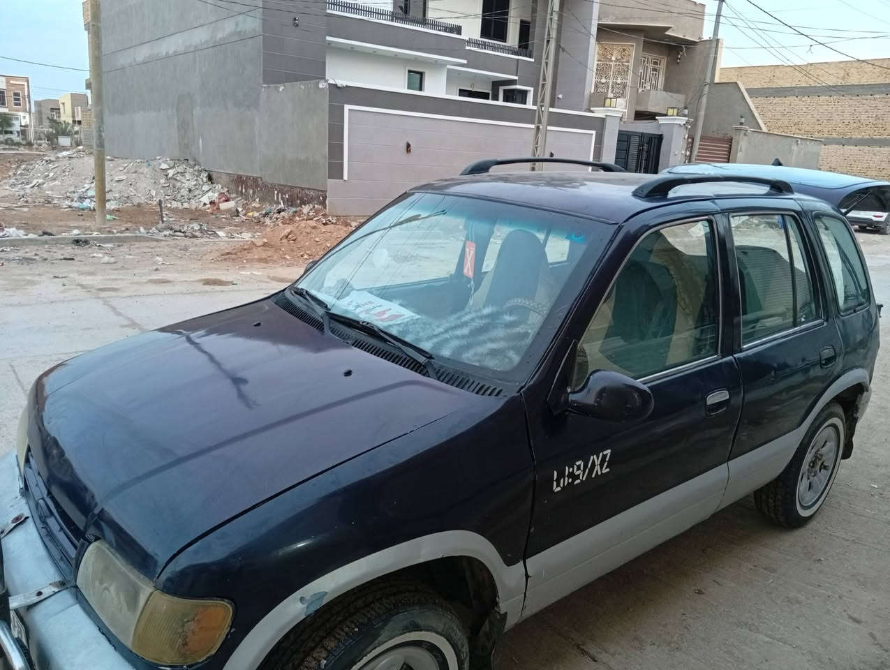 السلام عليكم...
كيا سبورتج موديل ٩٤
 محوره محرك وكير اتوماتيك دايو
باتري جديد كازكيت اصلي جديد واتر بم جديد قوايش جديده قبل اسبوعين شديتهن 
فيت بم اصلي منظومة بانزين كامله جديده 
راديتر جديد جاينات جديده
دكسات جدد اصلي حدايديه كامله بوربرينات امامي وخلف
 كله جديد على أيدي 
تانكي بانزين قبل اسبوع بدلته 
دوشمه جديده و ارضيات 
سياره مال جناي صاحب عمل أو مهنه 
رقم دولي انبار مداور بكل المحافظات 
سنويه لشهر ١٢ 
صاحب السياره من بغداد مدينة الصدر 
مكان السياره الديوانيه السعر ٣٣ ورقه 
بيها مجال حك الجيه فقط
 غير متواجد على الفيس للانشغال
***********
