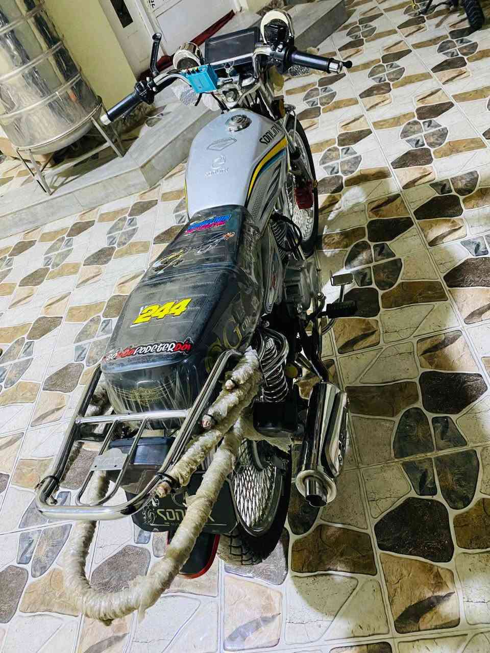 السلام عليكم دراجه للبيع تايكر موديل2025
بعقوبة تقاطع السادة السعر 700  اتصال على 

‏‪***********‬‏
