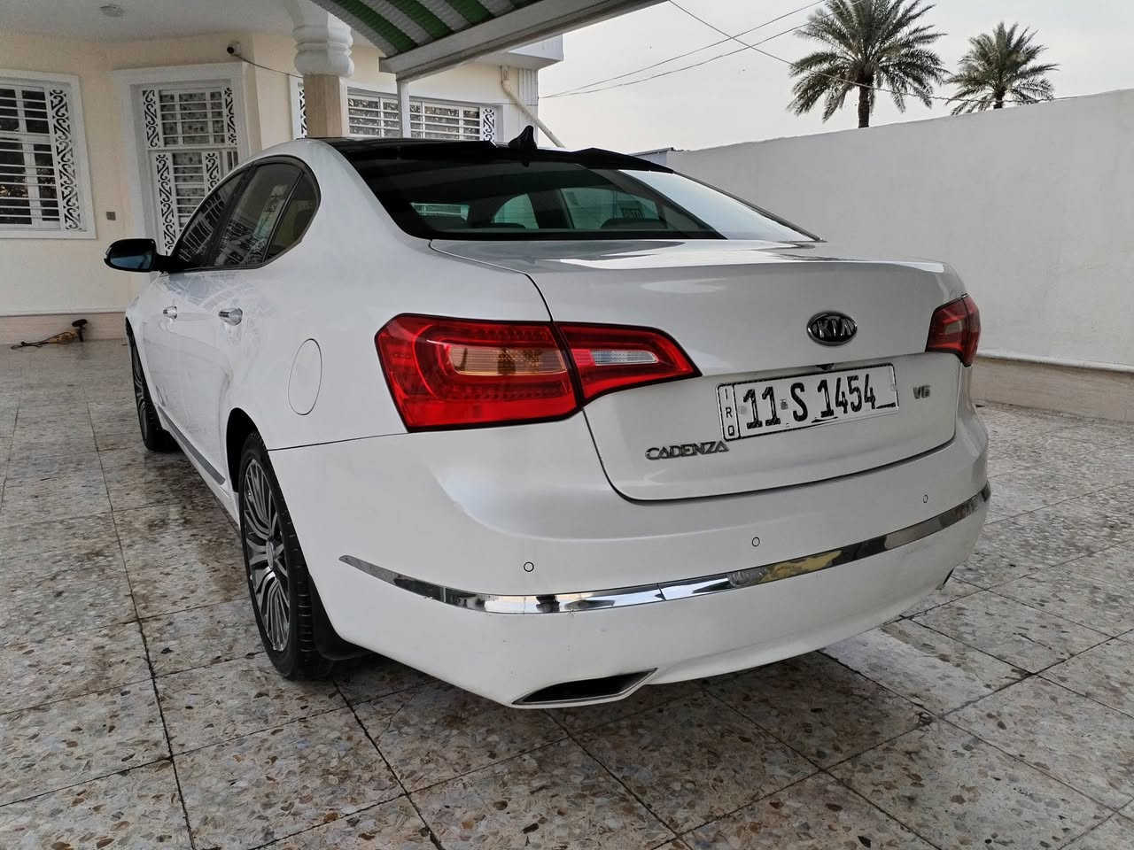 السلام عليكم
للبيع كادنزا خليجي موديل 2011 رقم بغداد مميز بسمي السياره بيه صبغ اربع قطع اثر شخوط مكفوله من الحادث سياره جاهزه مابيه اي نقص سياره ماشيه 103 محرك 3500 دوش صدر امامي وخلفي جديد السياره فول موصفات
السعر 100 وبيه مجال بسيط مكان السياره بغداد التاجي قرب الباب الأول
***********
***********
