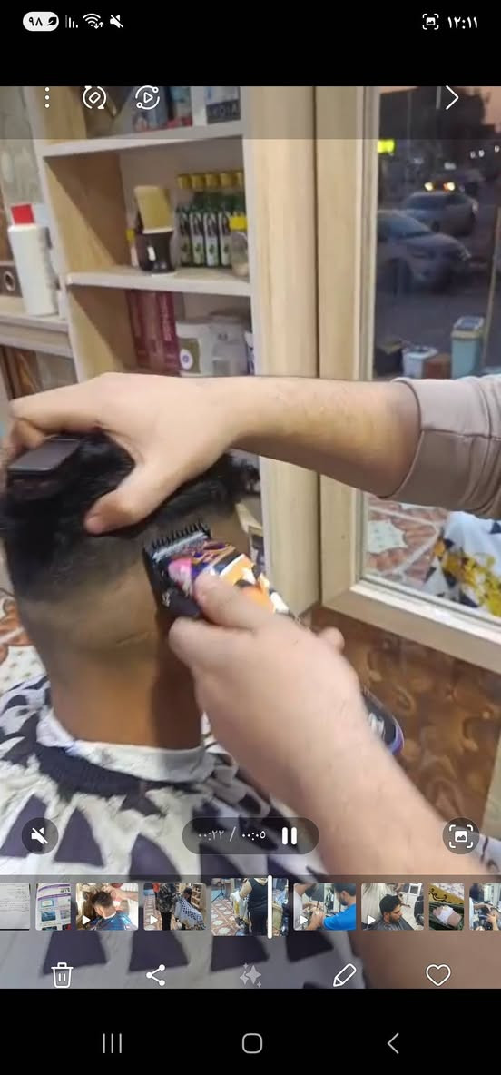 فرصه عمل 📛📛📛 للي يحب يتعلم مهنه ويسترزق
‏لاول مره في كركوك
‏فرصه لتعليم الحلاقه من الصفر🚫 إلى المحترف✅
‏ وطريقه التعليم (عملي + نضري) وشرط تجيب ناس تحلقهم انت بيدك يعني 
‏يعني تصير حلاق مضبوط تطلع من يمي تنافس الحلاقين بس رايد منك شغله هوه تركيز وياي 
‏وبشرط اقل من ١٢ دقيقه تخلصهم وطفل اخلي عندك يصير ٣ دقايق تخلصه والحلاقه اسرار انطيك سر واحد تصير حترافي والموس اخليك تلعب بي لعب بدون شفره تشتغله واول سر مني الك 
‏1_قص الشعر بكل قصاته وانواعه ✂️
‏2_ شسوار ( فير )🪮
‏3_تدريج الشعر & اللحيه 🪮
‏4_تحديد بالموس والمكينة🪒
‏5_خيط+ شمع🧵
‏6_ صبغ الشعر &اللحيه 
‏7_ كرياتين + بروتين للشعر
‏8_ بخار + ملحقاته ( تنضيف وجه)🆒
‏9 _ تنضيف رقبه اكثر شي مطلوب
‏10— واهم جهاز أعلمك عليه هوه تنضيف العميق الهايدروفيشل  
‏11–الصبغ الاسود والحنه
‏12—والكيرلي 
‏والك حق تزين بمحلي ٦ أشخاص بنهاية الدوره يكون أو اصدقائك او اقربائك
‏ وكل هذا بسعر110 الف مع الشهاده للتواصل على الارقام التاليه 
‏***********
‏ كركوك, العراق
