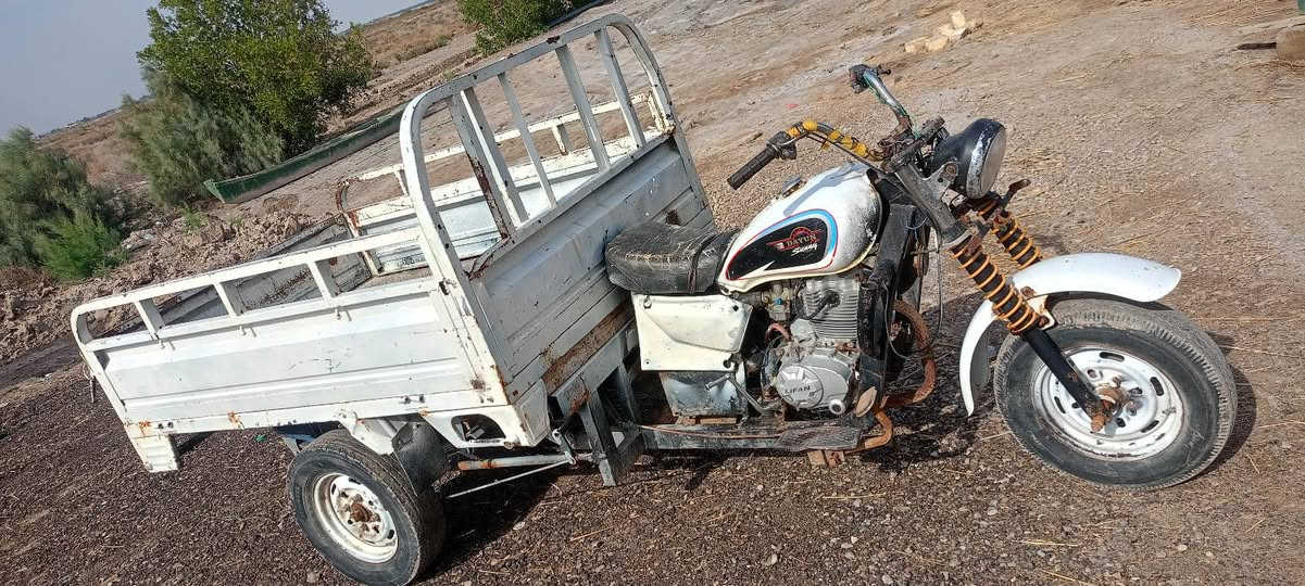 ستوته البيع مديل 2010 سنويه رقامها ضايعات وراعيها ما ندله بناصريه صولي شاصي مكفول محرك جاهز مفتوح بستم ستوته جاهزه خير من الله سعر 900وبيها مجال مكان ناصريه الفهود تقاطع سيد يوشع


**إذا كنت صاحب هذا الإعلان وتريد حذفه لأي سبب، رجاءا أرسل رسالة إلى الدعم الفني**