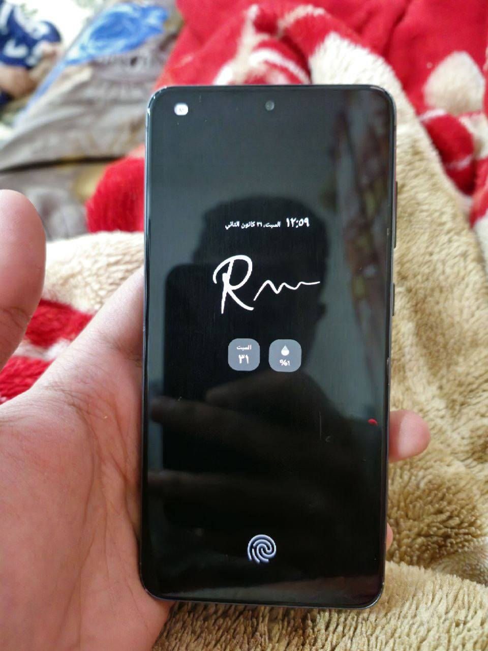 السلام عليكم S21feذاكره 128جهاز حلوه نضافه 85%الى 80% جهاز شرق اوسط مبدل بطاريه فقط او بطاريه اصليه  ويا الكفر الي ب صوره فقط اريد مراوس راس براس شعندك نزل او ادخل خاص ***********هذا رقم بي واتساب او خاص هم موجود
