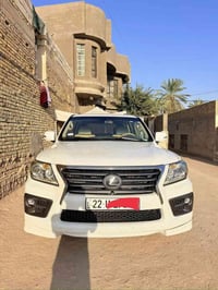 موديل 2014 ماشيه 100كفالة     فقط طخة تحت يدة الباب الايسر الخلفي السع...