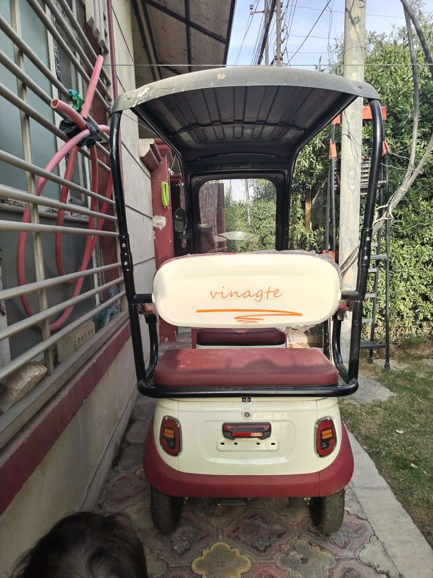 السلام عليكم دراجه شحن بطاريه ليثيوم ست بطاريات بيها بصمه جديده ممستعمله تفاصيل اكثر الاتصال على الرقم ***********
