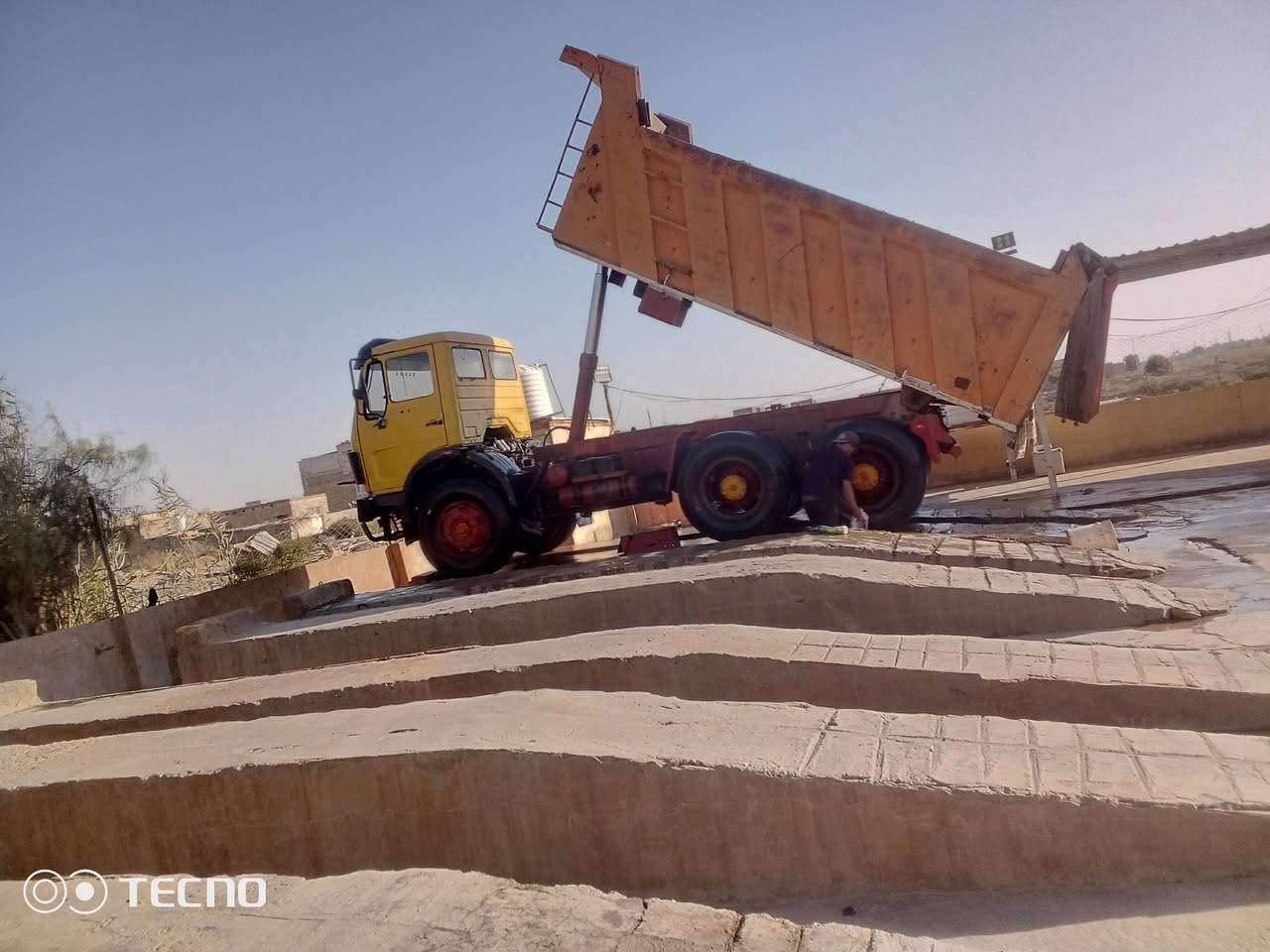 اللي مديل 76 مكينه 28 محسن وكير 160 شاصي مكفول كفاله عامه بلاديه كلاب رقم بغداد ألماني بسمي تحويل ثاني يوم السعر.   ***********
