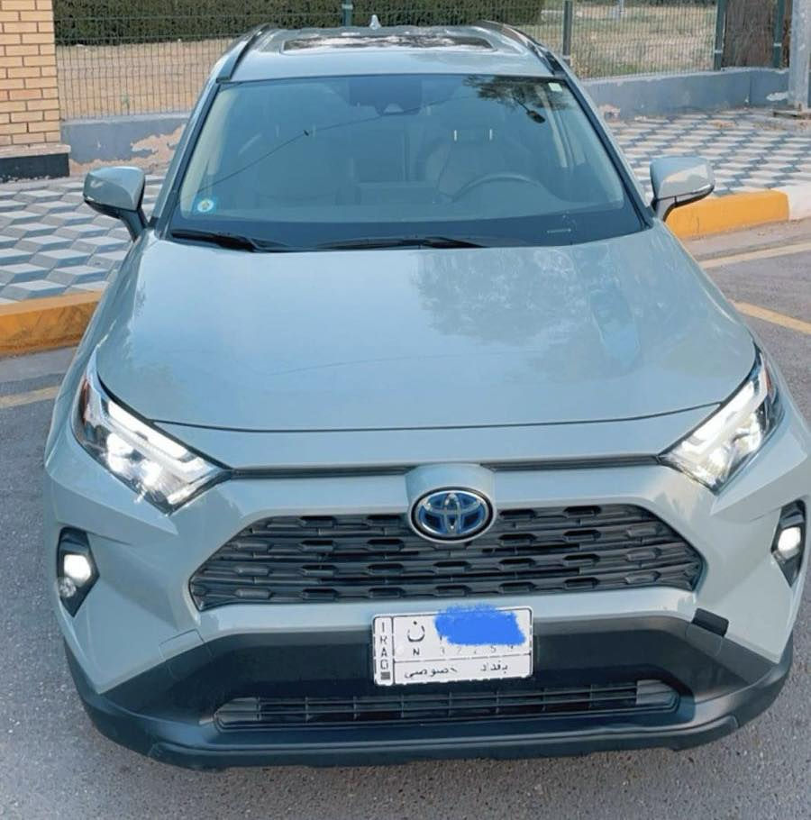 السلام عليكم
راف فور 2022 XLE فول امريكي بيها بارد قطعه عله كد شبر اللون سمنتي ماشية 25 
حجم المحرك 4 سلندر (2.5L) 
المواصفات :بصمة ابواب بصمة تشغيل
صندوق شفط كهربائي فتحة سقف سلايد
دفع رباعي AWD كشنات جلد 
تدفئة استيرن تدفئة رادار أمامي رادار جانبي
رادار خلفي اوتو ستوب هاند بريك بصمة
اوتو هولد تحكم وضعيات القيادة ECO,NORMAL,SPORT 
مانع انزلاق+ABS حساسات خلفية+كاميرا
تحكمات استيرن تبريد قطعتين 
مقاعد خزن ذاكرة السيارة في حالة الوكالة
رقم الشاصي:-JTMB6RFV7ND530917
رقم بغداد تحويل مباشر مكان السياره بغداد 
السعر 258 بي مجال 
اتصال /***********
استفسار اتصال ع الرقم
@إشارة
