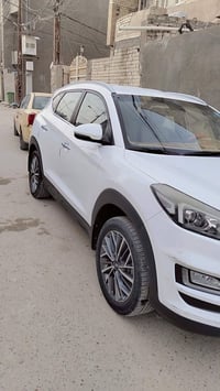 هونداي توسان ٢٠١٩ للبيع رقم بغداد  بصمة ابواب  وبصمة صندوق كشن سائق كه...