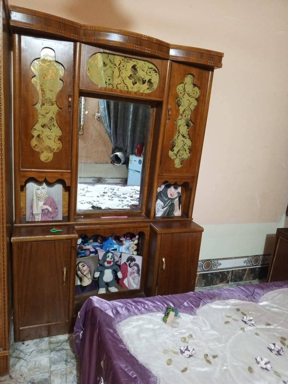 للبيع ميز جربايه سعر ٢٠٠
حي الشهداء قرب جامع المرسلين
*********** للاستفسار
