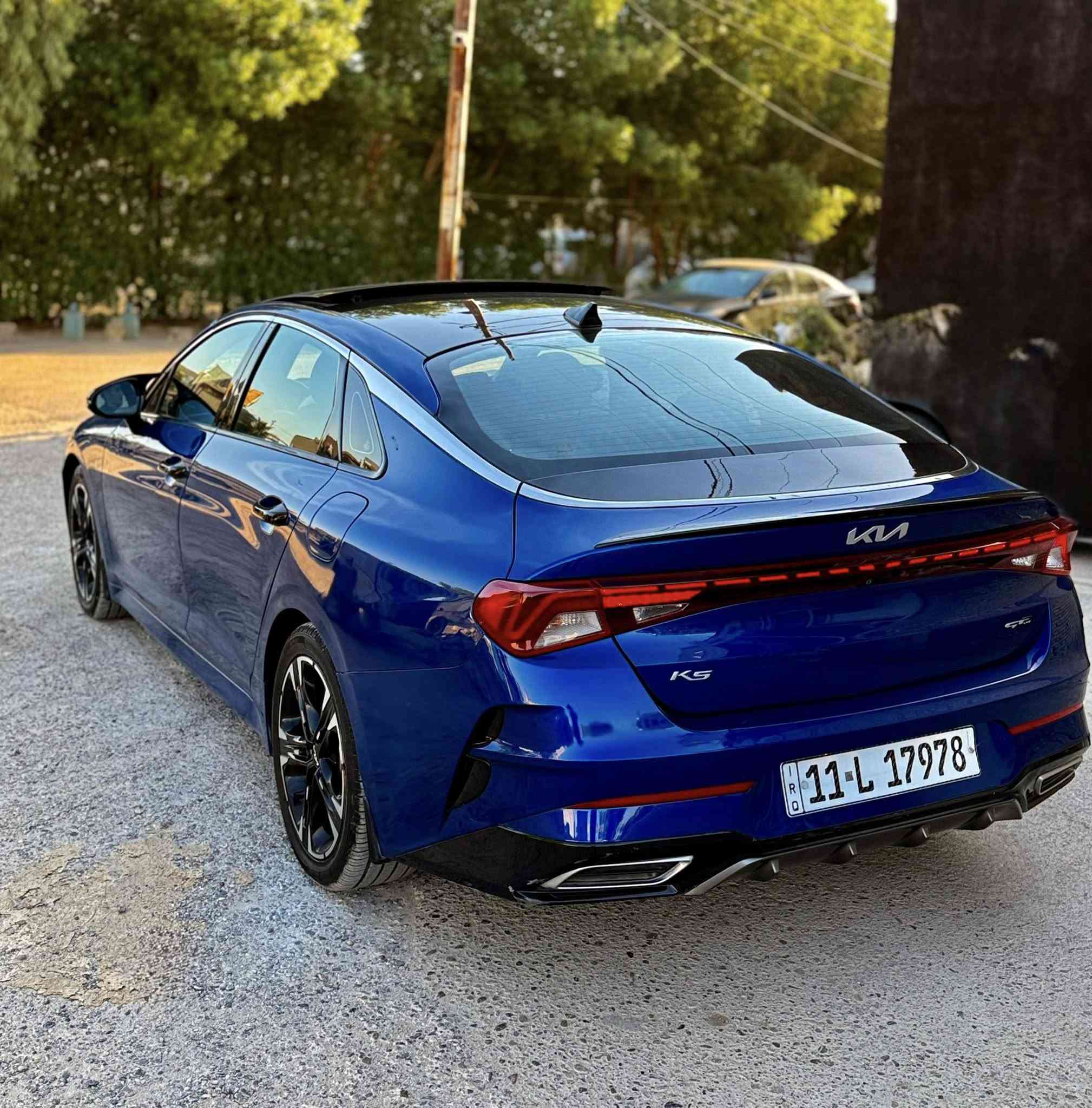 السلام عليكم
كيا K5 جي تي لاين فول مواصفات ✅ 
وارد امريكي موديل 2022 

المواصفات ⬇️⬇️

((فتحه سقف بانوراما + بصمه + كشنات تدفئه + كشن كهرباء +شاحن واير ليس + تشغيل عن بعد + رادارات اماميه خلفيه جانبيه + صندوق ذكي يفتح تلقائياً عند الاقتراب + ٤ بصمات واشاره ترحيب بليدات عند الاقتراب من السياره  وباقي المواصفات المعروفه ))

مكينه 1600 تيربو 
عداد المسافه ٧٢ الف مايل
كير ومكينه مكفولات شرط التراي والفحص ✅
((حادث امريكا فقط بنيد وربع تكمه ))
((وبلعراق  بيها جاملغ وباب خلفي فقط كلير بدون معجون))

لغد وشاصي مكفولات ..✅
رقم بغداد هزه وسنويه جديدات بأسمي ✅

بيها سونار او وين ميعجبك اي سونار ابالك روح افحص خلاف هذا الكلام اتحمل كافه الخسائر 

سياره عليها ادامه 🛠️ كامله هايدروليك كير تخم تاير دهن مكينه دسكات وتصفير فلنجات ادوات الصدر و من كل نواحي وع ايدي من طبت من امريكا 🇺🇸 لحد هسه اني مستوردها ...

مكاني بغداد الدوره او السيديه📍
السعر 147 وبيها مجال حك جيه

*********** واتساب او اتصال فقط ❎
