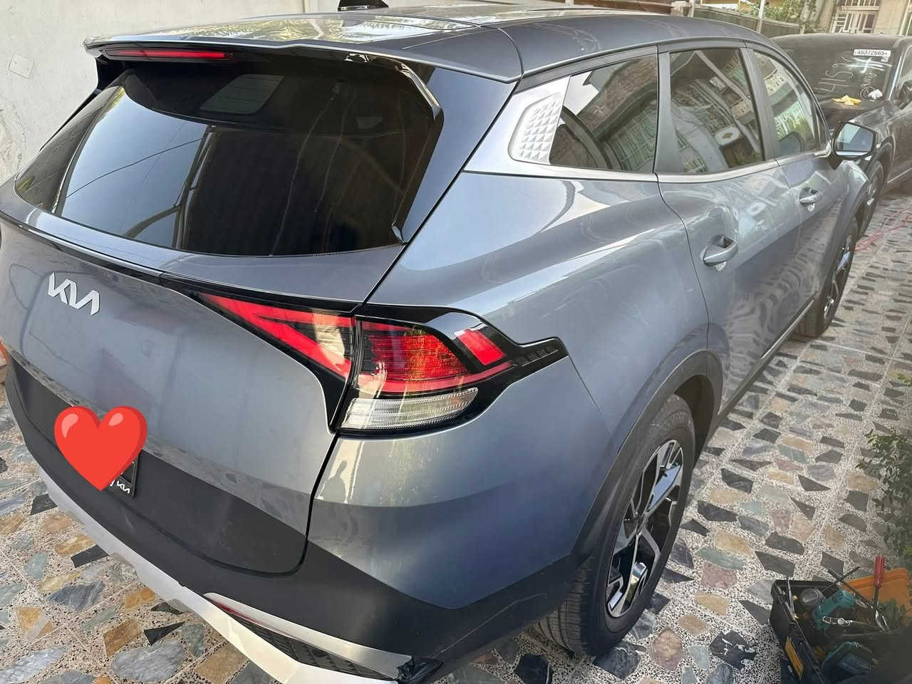 كيا سبورتج 24 امريكي(كتاب شهداء بسمي السياره ) حادثها جاملغ مرجعه  ع البارد  طاك بيها ايرباك الخلفي بدون صبغ تكحيل اصبع فقط 
المواصفات:

1- شاشة كبيرة متصلة قطعة واحدة 

2- محرك 4 سلندر 2500

3- رادار امامي وخلفي وتحديد مسار ونقطة عمياء

4- قيادة ذاتية

5- اوتو هولد (نزول منحدرات) وهاند بريك كهرباء

6- اطفاء وتشغيل محرك تلقائي

7- شاشة تبريد وتحكمات لمس 

8- بصمة تشغيل

9- كشنات جلد وتدفئة كشنات
10-بعد هواي موصفات

السعر 20الف دولار 

مكان السيارة بغداد الجديدة


**إذا كنت صاحب هذا الإعلان وتريد حذفه لأي سبب، رجاءا أرسل رسالة إلى الدعم الفني**