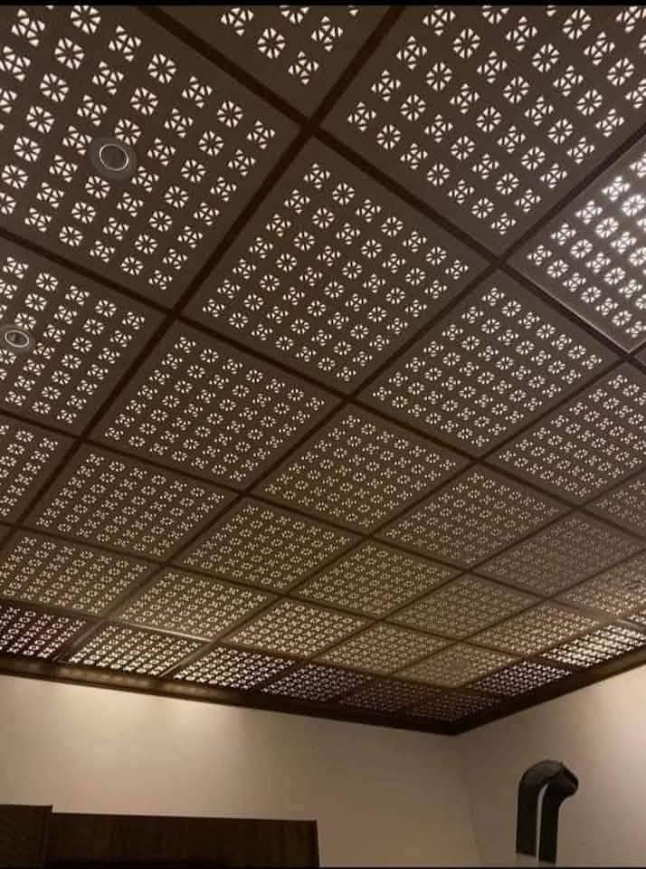 سقوف ثانويه اصباغ جبس بديل الرخام  بديل الخشب
العنوان شارع حي العداله قرب كوفي العراب 
رقم الهاتف ***********  ( ***********)
