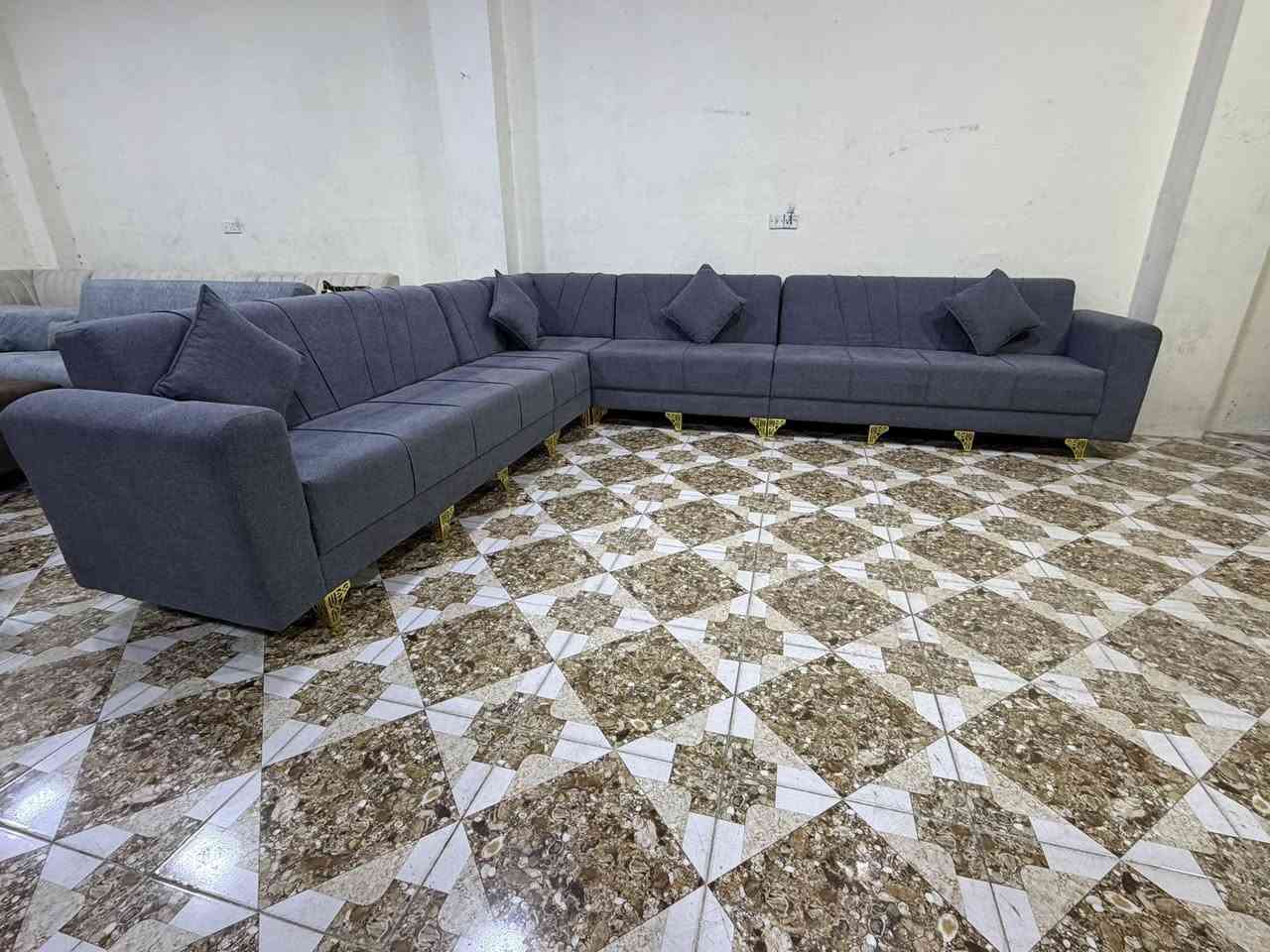 ئةم زاويية ١٠نةفةريية
بؤفرؤشتن لؤك بةكارنةهاتوو
ئيسفنجي ١٠سانتة 
ژم***********
شوين كةلار
