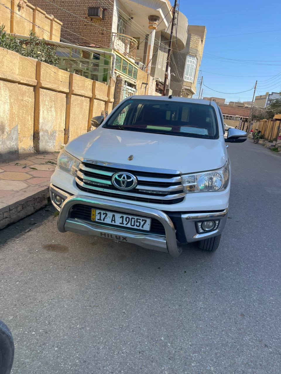 السلام عليكم فلاونزه ٢٠١٧ كويتي شاصي ١٩ أوتوماتيك سياره جديده كلش استخدام شخصي كفاله عامه ماعدا بارد بطرف الباب خلف السايق رقم مثنى دولي تحويل مباشر مكان السياره ذي قار قلعه سكر السعر ٢٤٠ للاستفسار‏‪***********‬‏ مكلف بلنشر لحد يراسلني ناصرية, ذي قار
