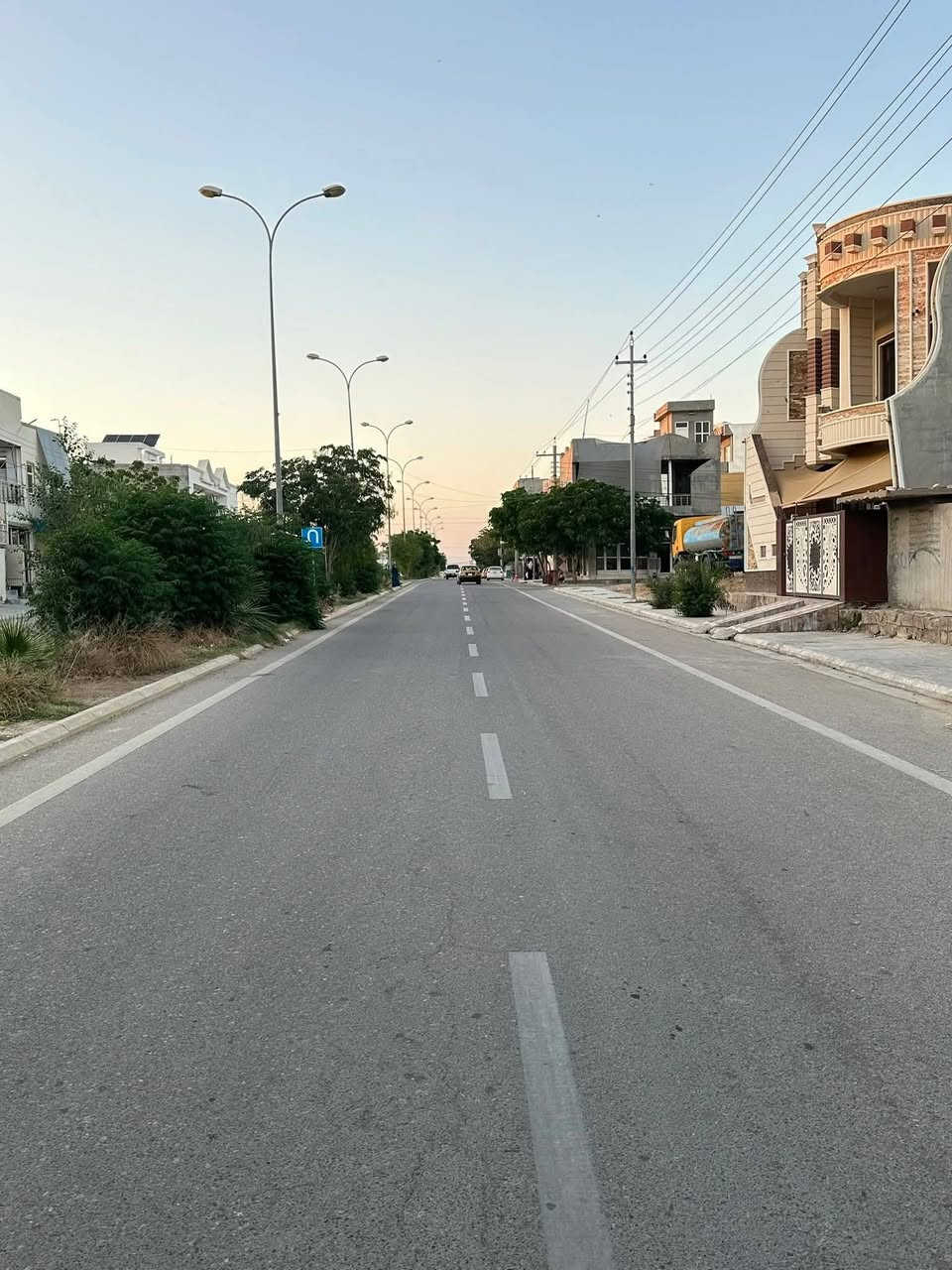 ‎موڵکی تیجاری لەسەر دووسایدی گه ركي نه ورؤز بۆ فرۆشتن   

‎
‎سلام علیکم

‎#عه رزي تجاري_لە_گه ركي نه ورؤز بۆ فرۆشتن ⛪💒
‎ناونیشان 📍کەلار _ قه زاي ڕزگاری (سموود) 
                           عه رزي تجاري له سه ر جادي دووسايد 
‎◼️ تاپۆی یەک ناوەو ڕووی لە خۆری ئێوارەیە 🔴
‎◼️ ڕووبەری 10 بە 20 = 200 مەترە 📏📐
‎◼️ نرخی زۆۆر گونجاوە و له سه ر قیرەکەیە 🛣️
  

‎بۆ زانینی نرخ 💵 تەنها خاڵێک لە کۆمێنت دانێ ڕاستەوخۆ بە نامە نرخەکەیت پێ دەگات یان پەیوەندی بکەن بەم ژمارانەوە 📲📞📳

***********

‎یان سەردانی
‎#نوسينگةى #خؤرنةوةزان بکەن
‎ناونیشانی نوسینگە 📍 ڕزگاری جوت سايدى ئاسودة -بةرامبةر مزگةوتى ئاسودة🕌

‎ئێوەی بەڕێزیش هەر موڵکێکتان هەبوو بۆ فرۆشتن یان ویستان بیکڕن دەتوانن ڕەسم و زانیارییەکانتان بنێرن بۆ ژمارە ڤایبەری 📞✅ ***********
