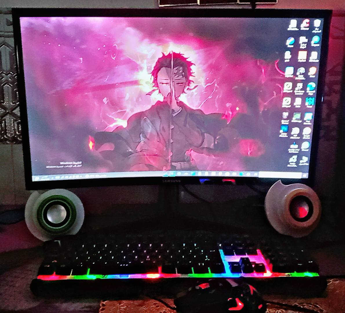 💻 تجميعة PC للبيع | جاهزة للألعاب والبرامج 🎮✨ستخدام قليل جداا
📌 مواصفات الجهاز:

🖥️ الكيس: XXIGMATEK مع تصميم أنيق

🌈 المراوح: 4 مراوح RGB مع تحكم كامل بالألوان

🎮 كرت الشاشة: NVIDIA GeForce RTX 2070 SUPER قوي للألعاب الحديثة والبرامج

⚡ المعالج: Intel Core i7-9700F (3.0GHz، 8 أنوية)

🧠 الرامات: G.SKILL 16GB (DDR4)

🚀 التخزين: Lexar 512GB SSD (سرعة تشغيل عالية)

🔌 الباور سبلاي: Thermaltake 650W

🖲️ المذربورد: MSI Z390-A PRO (MS-7B98)

🖥️ الشاشة: Samsung C24RG50FQ (CRG5 Series)

شاشة مقوسة 24 إنش (23.5″ فعلي) مع انحناء 1800R لزيادة الانغماس البصري

دقة 1920×1080 (Full HD) بنسبة عرض 16:9

🔋 جهاز UPS (مزود طاقة احتياطي) – Online Double Conversion

الطاقة: 1 kVA / ~900 W

الجهد الداخل: 110 – 300 VAC

الجهد الخارج: 220–240 VAC (Pure Sine Wave)

الكفاءة: Line ≥ 91% | ECO ≥ 96% | Battery ≥ 90%

البطاريات: 2 × 12V 9Ah (مع دعم بطاريات خارجية أكبر)

التحكم: شاشة LCD + أزرار (ON/MUTE, SELECT, OFF/ENTER)

النقل: Zero Transfer Time (بدون تقطيع)

الميزات: Cold Start, EPO, ECO Mode, حماية كاملة

واجهات إضافية (اختياري): SNMP / Modbus / Email

🏎️ دركسون محاكاة القيادة (Racing Wheel Set – PXN V9):

الطراز: PXN V9

التوافق: PC (ويندوز 7/8/10/11)، بلايستيشن 3، بلايستيشن 4، إكس بوكس ون، نينتندو سويتش، أندرويد.

عجلة القيادة: زاوية دوران 270° / 900° قابلة للتبديل + محاكاة اهتزاز (Vibration Feedback).

الأزرار: أزرار تحكم مدمجة متوافقة مع وحدات التحكم الأصلية.

الدواسات: 3 دواسات معدنية (Clutch, Brake, Accelerator).

ناقل الحركة (Shifter): يدوي 6 سرعات + R (رجوع للخلف).
 ماوس + كيبورد

سعر:  مليون و 100


**إذا كنت صاحب هذا الإعلان وتريد حذفه لأي سبب، رجاءا أرسل رسالة إلى الدعم الفني**