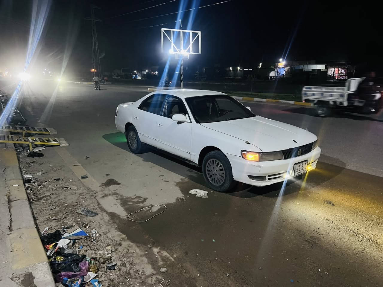 سلام عليكم
شيزر نفخ رقم ذي قار محرك ثنين اونص محرك وكير جدد تبريد ثلج تخم تاير حداديه 70 بل ميه سياره جديده ماذب عليه ربع واحد كهربائيات كله شغاله 
سعررر 35 وبيه مجال مستعجل على البيع 
رقم الهاتف ***********

