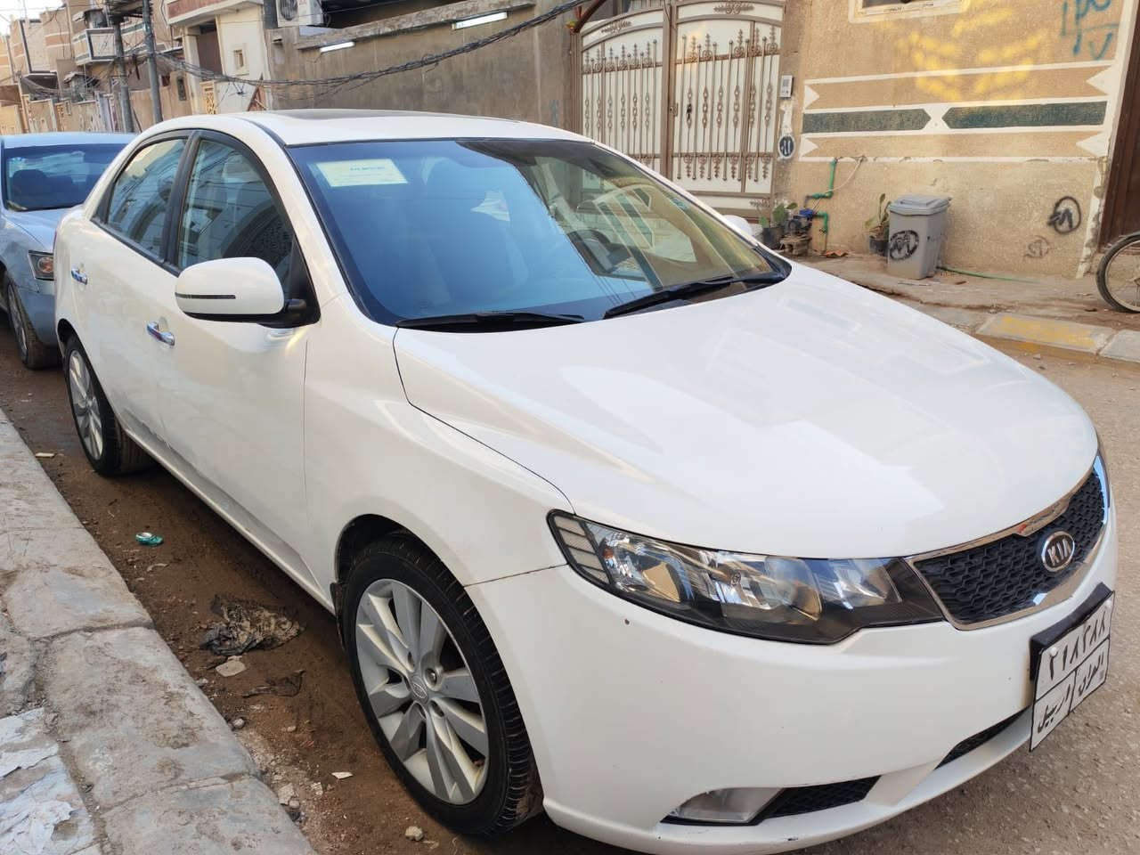 السلام عليكم كيا سيراتو 2011 خليجي فول مواصفات محرك 1600 دوش المرغوب
فتحة سقف
مراية شفط
شفتات كير بلستيرن
تحكم مقود جهتين
اشاير بلمراية
ويل كب 17 رياضي
حساس خلفي
تبريد لمس بيانو
يدات نيكل
محرك وكير وحدادية وتخم تاير وتبريد كلة جديد وجاهز خير من الله ما ناقصهة اي شي
رقم اربيل سنوية نافذة وبأسمي تريد تحويل تريد وكاله مكان السيارة كربلاء 
بيهة شوية صبغ بخشم البنيد بدون اي ضربة اثر نكراش
وبارد بلباب الخلفي موضح كلة بلسونر 
السعر 109 وبيهة شوية مجال 
للاستفسار ***********
