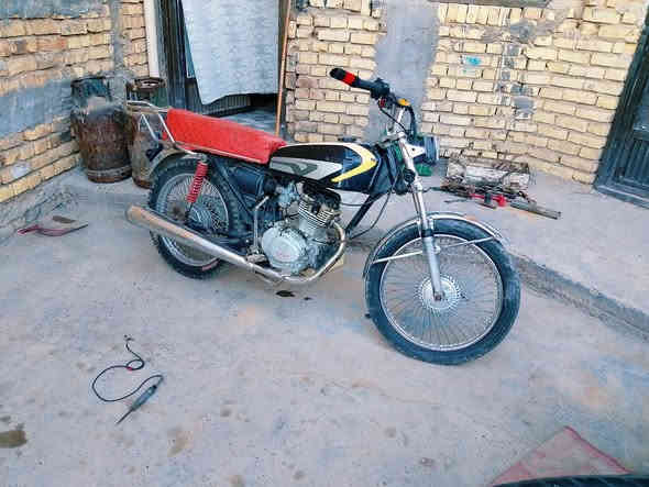 سلام عليكم دراجه ايراني 4 كير تايكر دراجه كوم حديد نقصه عقل و جوزه *********** س 150
