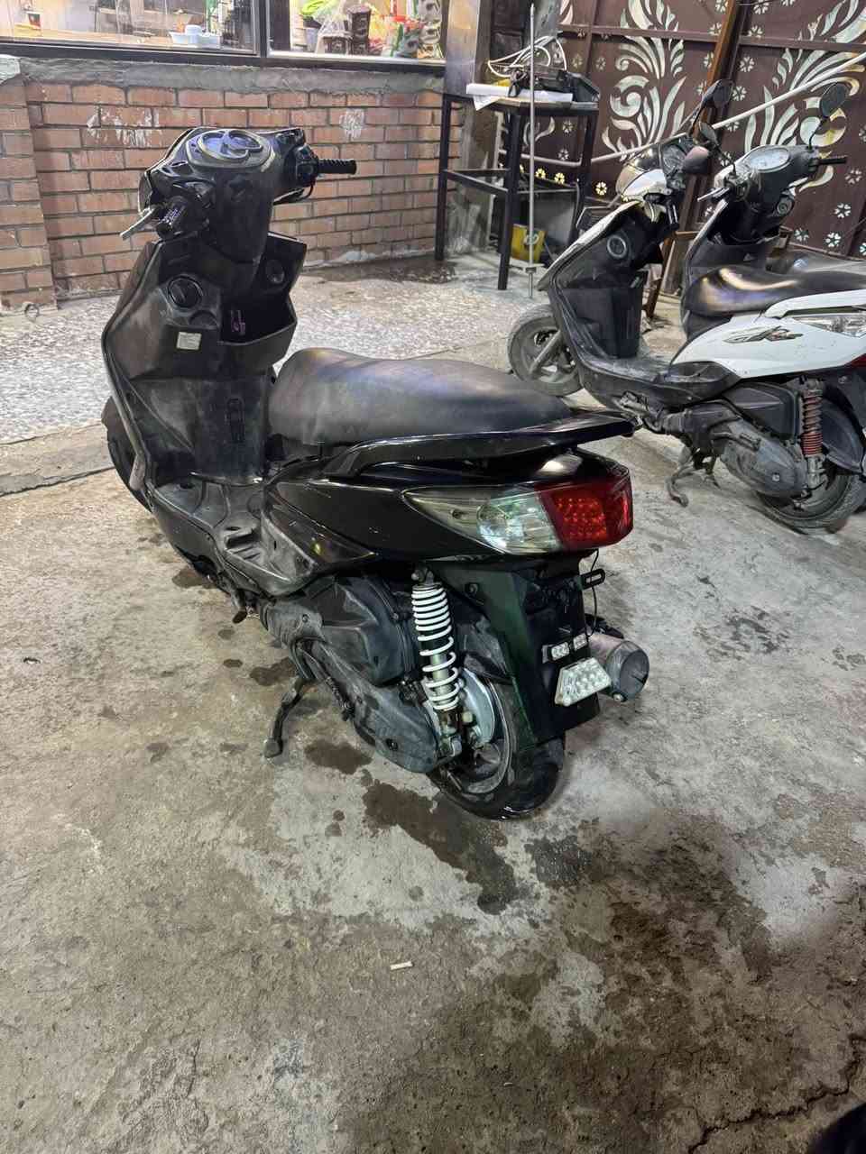 سلام عليكم سكنس فحل بلاديه كله كفرات اصليه كله شغاله عدا الكيجات سعره 600 وبيه مجال بيع او مراوس 
مكاني بغداد حي البنوك شارع المشاتل 
***********
