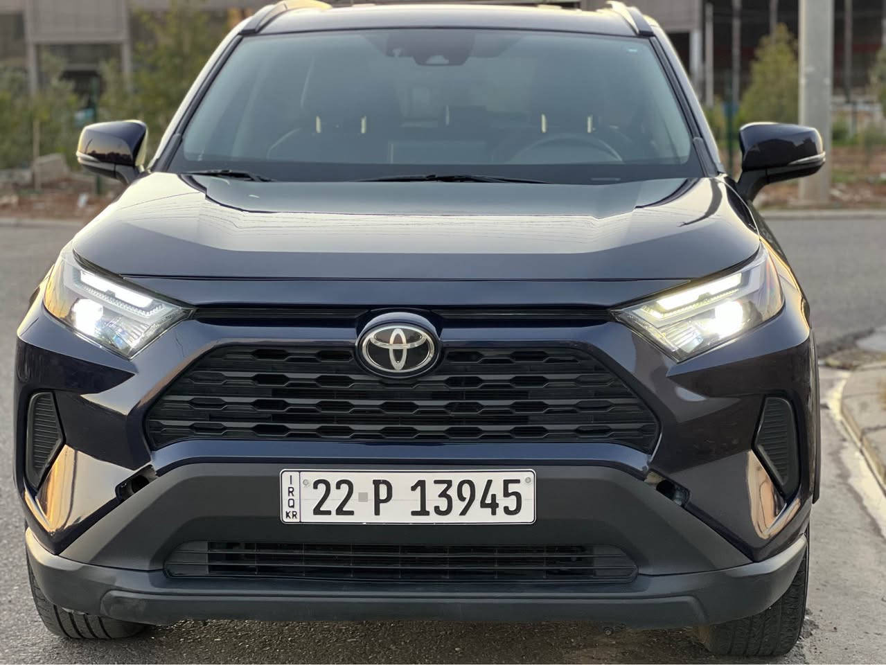 للبيع تويوتا راف فور Toyota RAV4 2023 XLE ✅
السعر 195 ومجال
واتساب***********

تويوتا راف فور XLE 
موديل 2023
المحرك 4 سلندر  ٢.٥ بنزين

حادثها جاملغ وباب بدون دواخل
وربع جنطة
بجم كبس ايرباك بس بردة
بداية الحوض بيها صبغ
والسونار مرفق
رقم الشاصي
‏2T3P1RFV4PW360039

رقم اربيل تحويل وغرامة شرط
السعر 195 ومجال
المكان كركوك
ت

المواصفات :
‏Awd
صلايت
صندوق كهرباء 
بصمة ابواب
بصمة تشغيل
الشاشة الجبيره 
تحديد مسار 
رادار أمامي(تحديد مسار)
رادار جانبي (نقاط عمياء) على المري 
رادار خلفي(التحذير من الاصطدام)
تحكم وضعيات القيادة Drive Modes 
ابل كار بلي بلوتوث بدون وياير
اوتو ستارت (Auto start)
اوتو ستوب(Auto Stop)
هاند بريك بصمة
اوتو هولد(Auto Hold) 
تحكم وضعيات القيادة,ECO,NORMAL,SPORT  
تحكمات استيرن 
وبقية المواصفات المعروفة كركوك, العراق
