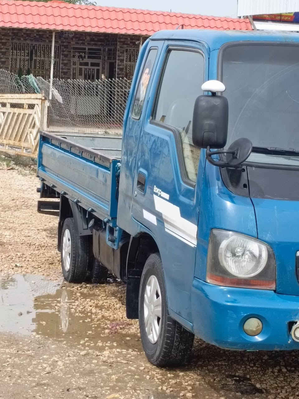 السلام عليكم قرده ام عيون السياره كفاله عامه من كير ومحرك واكسل وشاصي موديل 2001 ام الحاكيه العنوان بابل الحمزه الغربي للاستفسار الاتصال على رقم ***********
