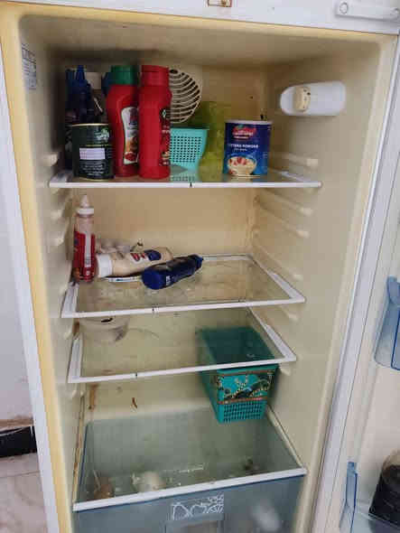 ثلاجه تركية استعمال قليل غير مصلحة
اتصل عالرقم *********** ديوانية
