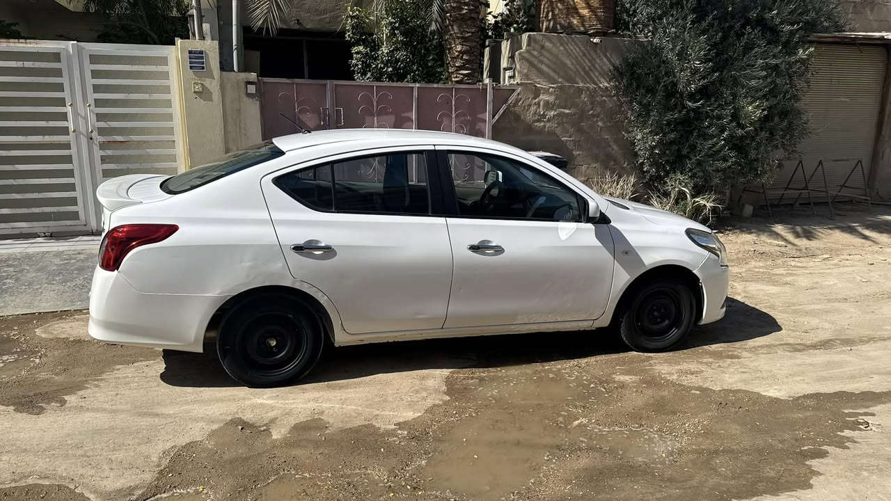 نيسان صني هندي ٢٠٢٠
باب السايق صبغ وبيها بارد جاملغ امامي وخلفي
الكير المكينه مكفوله
السعر ١٠٠ وبيها مجال بسيط
العنوان بابل الحله حي البكرلي
***********

