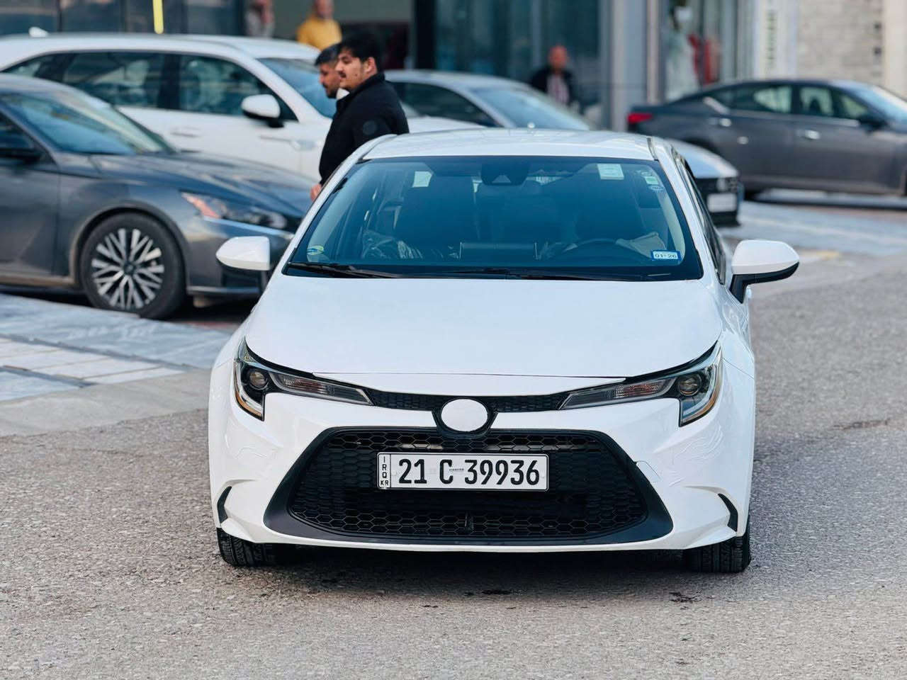 سلام وعليكم اخوان 
كورلا 
موديل 2020
مواصفات ال اي 
سياره جديده شرط 
مابي برغي نقص 
تخم تاير 
رقم سنويه جديد لحد 2030
بدون ايرباك. سياره 
بدون دواخل شرط 
مكان سياره ديالى خانقين 
السعر 135 ومجال بسيط 
*********** خناقين, ديالى
