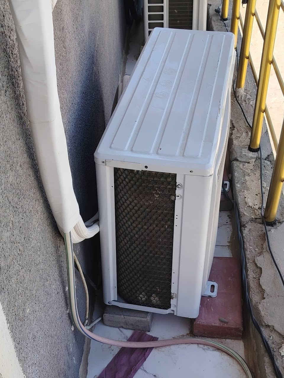 سلام عليكم سبلت جنرال فلاي طنين  جديد نضيف مشدود دبل راديتر غازه ٤١٠  شراي تجي شوفه سعر ٤٥٠ وبي مجال ***********
