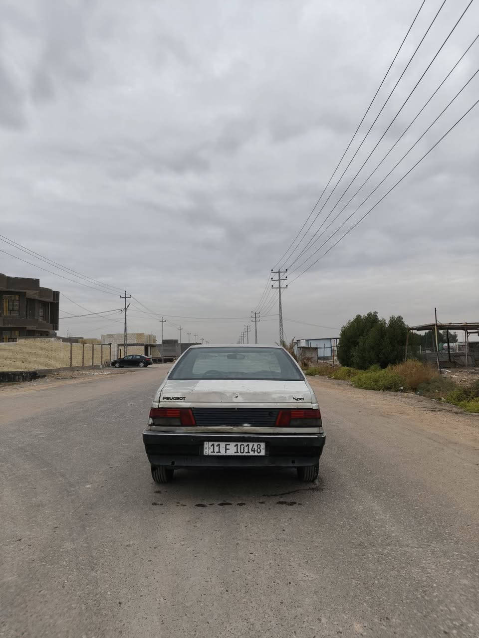 سلام عليكم بيجو 2009
كير مكينة خير من الله حدادية تخم تاير جديد 
سنوية 2027 رقم بغداد دولي سياره حلوه ومال جناي 
كهربائيات كله شغاله سعر 23 وبيه مجال للشراي 
‏‪***********‬‏
