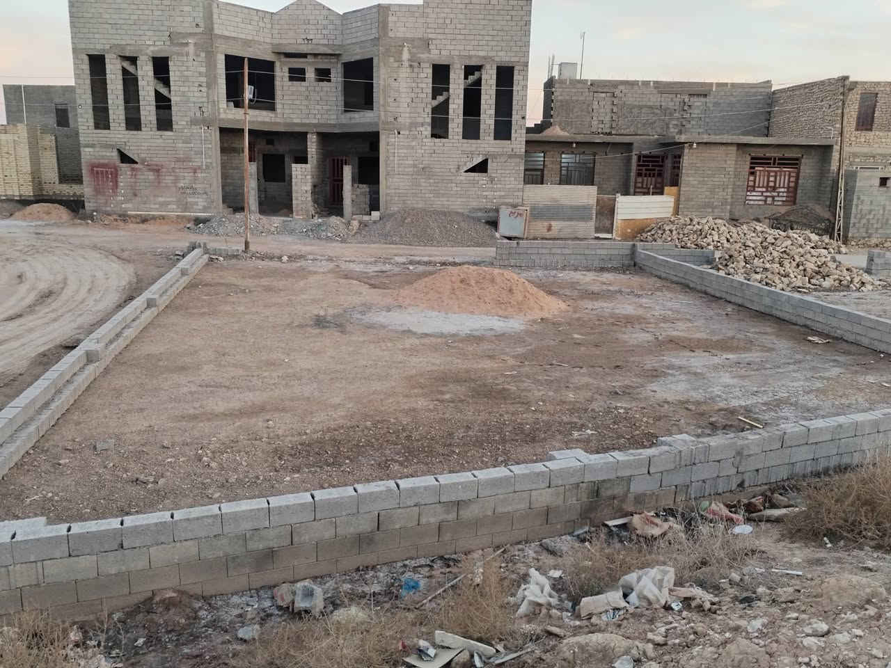 🔻 اعلان #فرصة #استثمارية
#يوجد  #قطع #اراضي #للبيع 

       🔻 #بسسعر مناسب 

🔻#الموقع / الرمادي / #خلف #مستشفئ الرازي #مجاور مجمع كاردن ستي 

🔻 #القطعة الاولئ / 350 متر وجة 17 نزال 20 

🔻 #القطعة #الثانية / 300 متر وجة 17 نزال 18 

🔻 #الشارع 10 متر 
🔻 #طابو سند 25 تحويل مباشر 

🔻 #سعر المتر  125  الف وبي مجال #للشراي 

🔻 #للأستفسار مكتب احمد المحلاوي للعقار 

🔻#الهاتف / *********** / احمد المحلاوي 
🔻 #الهاتف / *********** 🔻
