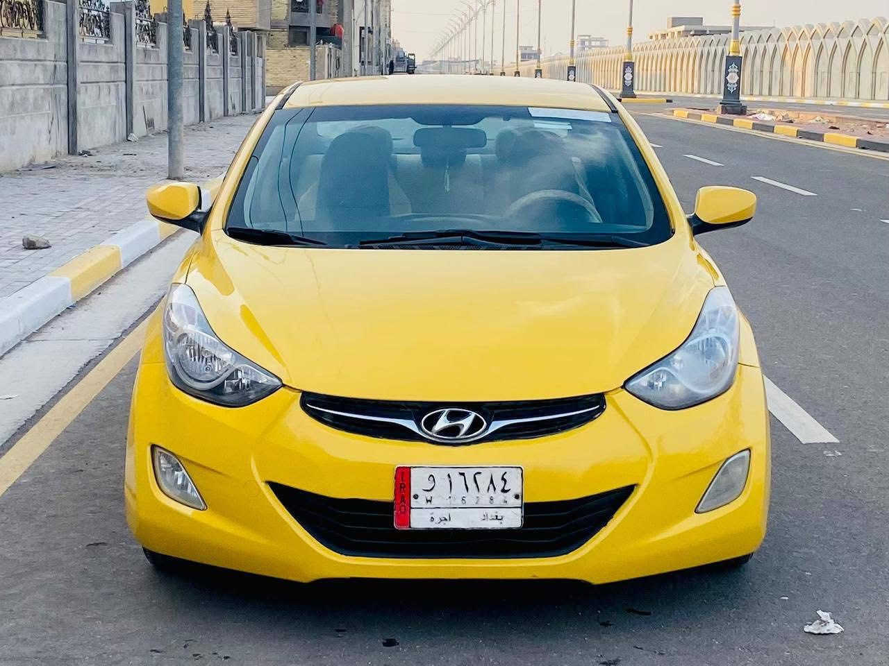 السلام عليكم للبيع هونداي النترا موديل 2013 وارد امريكي بيه تبديل جاملغ امامية فقط بدون داخل شرط والباقي مكفول كفاله عامه من ضربه وتبديل كله ليبل واحد السياره هزه جديده موصفات تحكم تدفه بل كشنات  داخل بيجي مكينه 1800 دوش ما مفتوحه سنويه لغايه 27 مصفره هيه وغرمات السياره جديده حيل وجاهزه شرط احله من صور اي نقص مابيه سياره كير مكينه حداديه تخم تاير تبريد السعر 105 بيه مجال بسيط لاستفسار اكثر لاتصال على الرقم *********** مكان السيارة كربلاء
