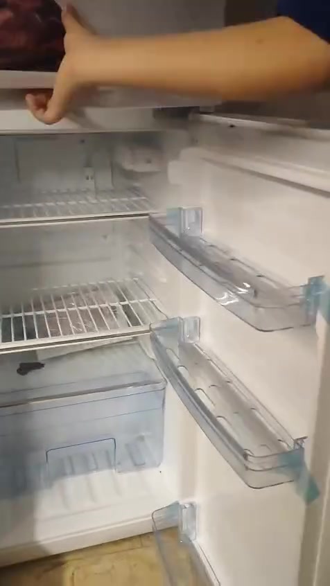 ثلاجة جديدة مال عروس صار ٢٥ يوم من اخذوها وجاي يسافرون اخذها ٢٥٠ سعرها ٢٠٠ بعدها جيس مالتها  مكانهم زيونة


**إذا كنت صاحب هذا الإعلان وتريد حذفه لأي سبب، رجاءا أرسل رسالة إلى الدعم الفني**
