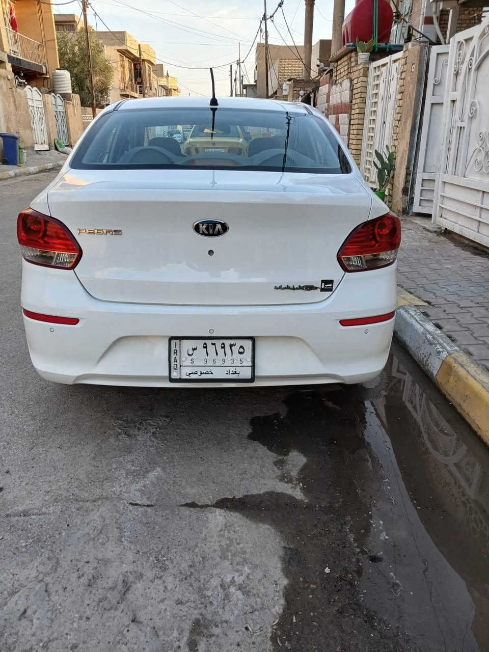 السلام عليكم ❤️
للبيع كيا بيكاس 
موديل 2020 كفالة خليجي 
رقم بغداد✅
النظافة 100%💯🩶
الاستفسار الاتصال ***********
مكان السيارة واسط مركز مدينة
